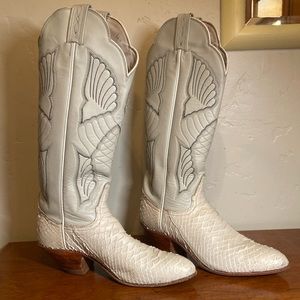 Vintage Tony Lama ‘80’s Snakeskin Cowboy Boots, Sz 8A